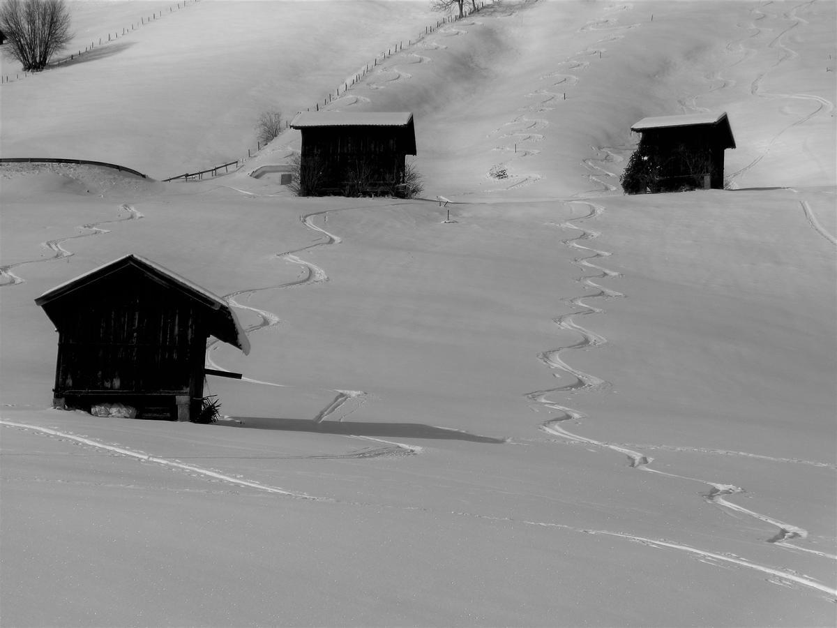 Huber - Das Tiroler B&B Oberperfuss Eksteriør bilde