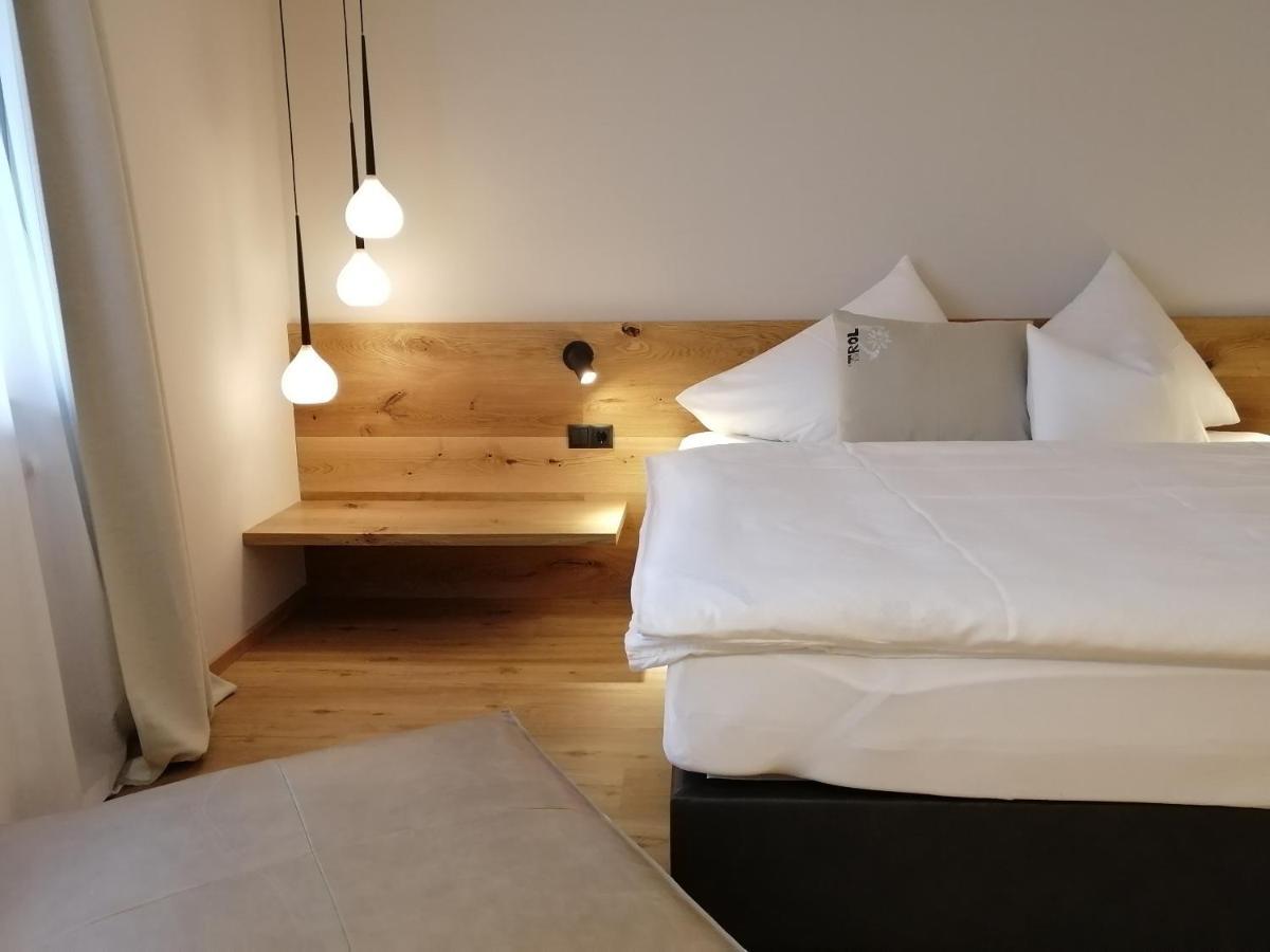 Huber - Das Tiroler B&B Oberperfuss Eksteriør bilde